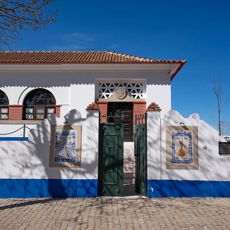 Bed and Breakfast Escola Do Fado à Vila Fernando  Extérieur photo